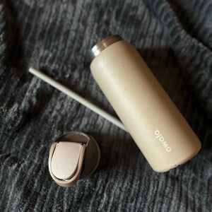 Owala Beige Water Bottle Dual sip 32oz